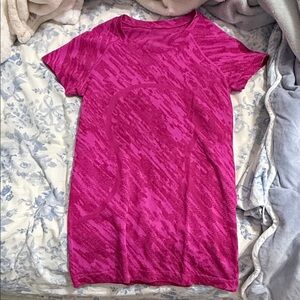 lululemon athletica Pink Patterned Short-Sleeve Top